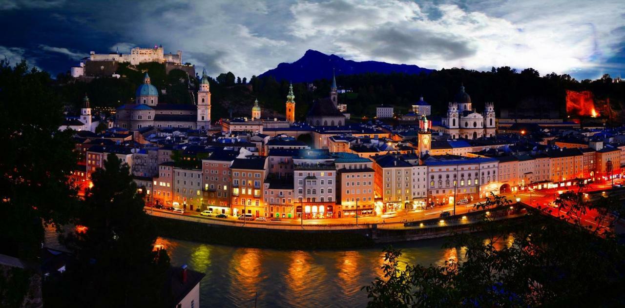 Mozarts Salzburg City Retreat ภายนอก รูปภาพ