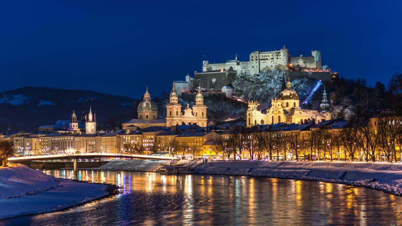 Mozarts Salzburg City Retreat ภายนอก รูปภาพ